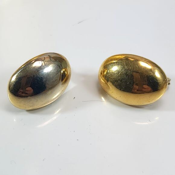 Vintage Oval Gold Clip-On Earrings, Polished Metallic Finish, Retro Jewelry - Picture 1 of 10